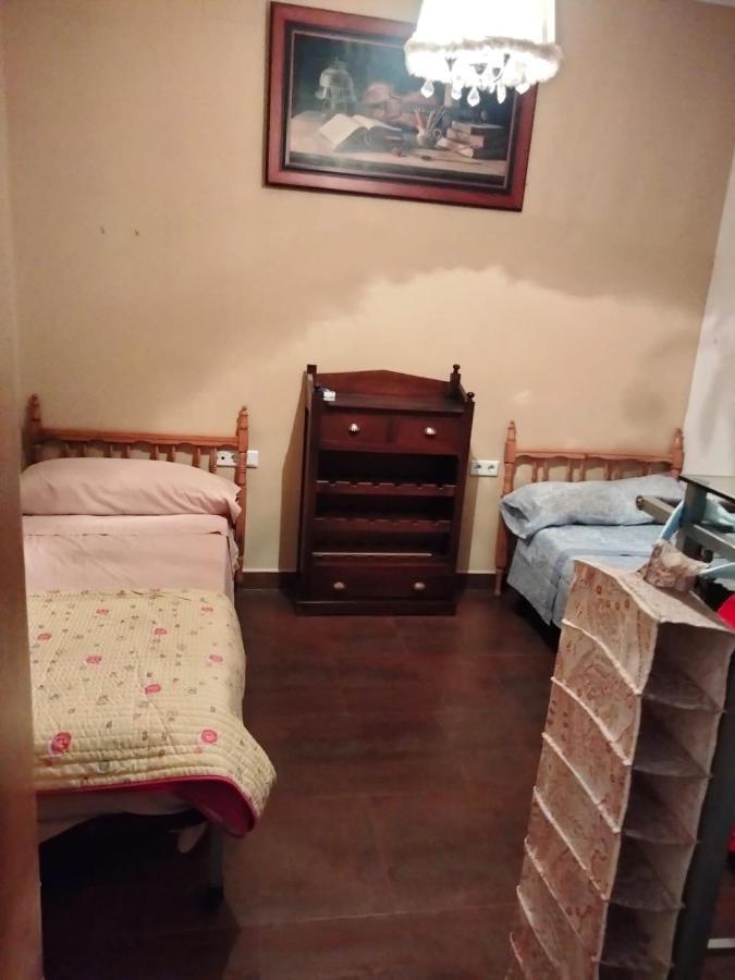 Apartamento En Pleno Centro De Marchena 3 Dormitorios 3 Banos Privados Exteriör bild