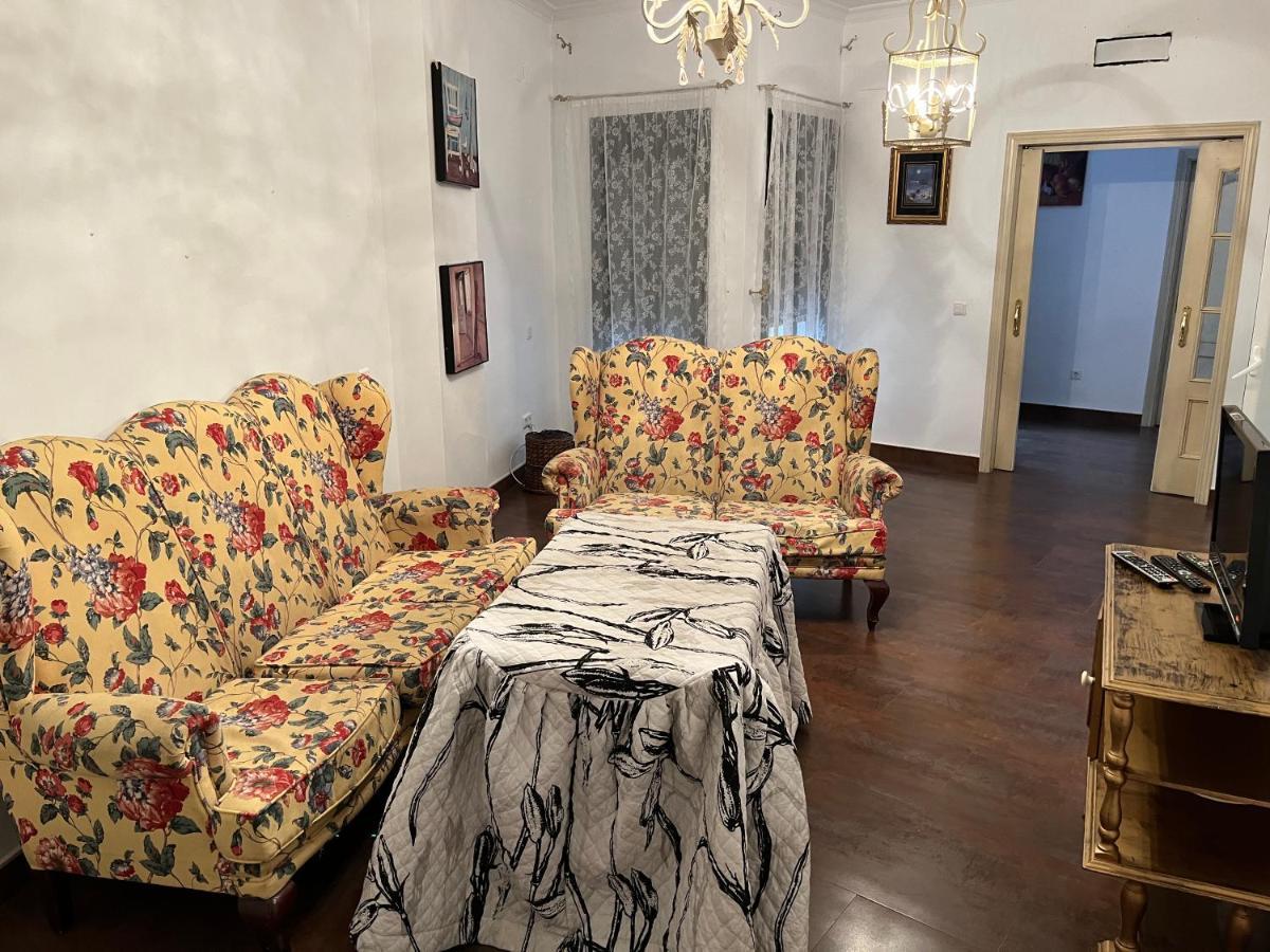 Apartamento En Pleno Centro De Marchena 3 Dormitorios 3 Banos Privados Exteriör bild