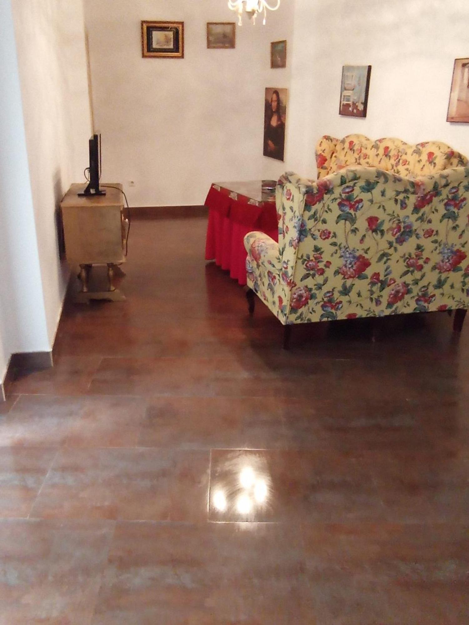 Apartamento En Pleno Centro De Marchena 3 Dormitorios 3 Banos Privados Exteriör bild