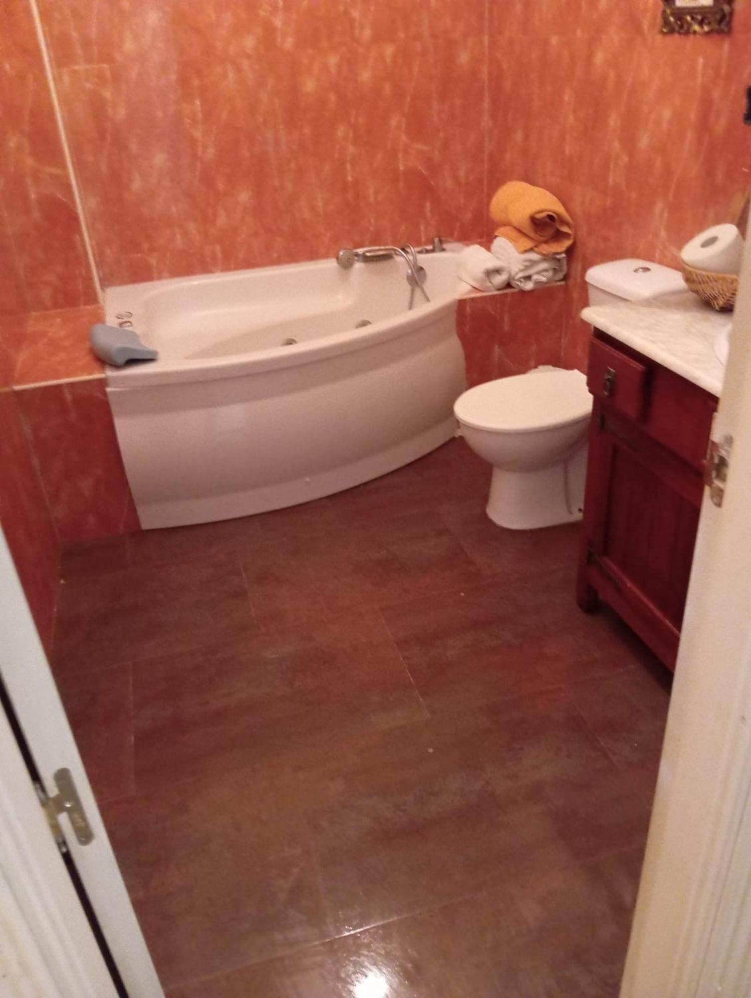 Apartamento En Pleno Centro De Marchena 3 Dormitorios 3 Banos Privados Exteriör bild