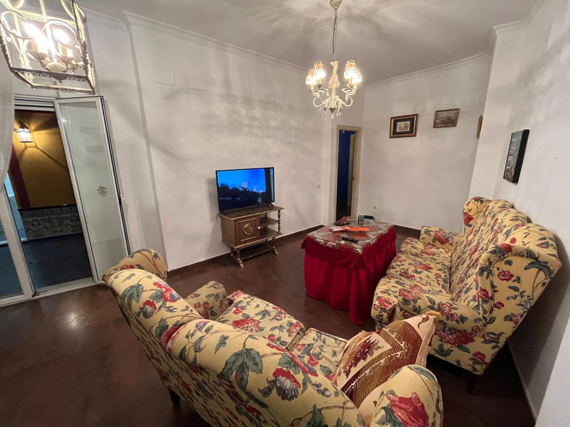 Apartamento En Pleno Centro De Marchena 3 Dormitorios 3 Banos Privados Exteriör bild