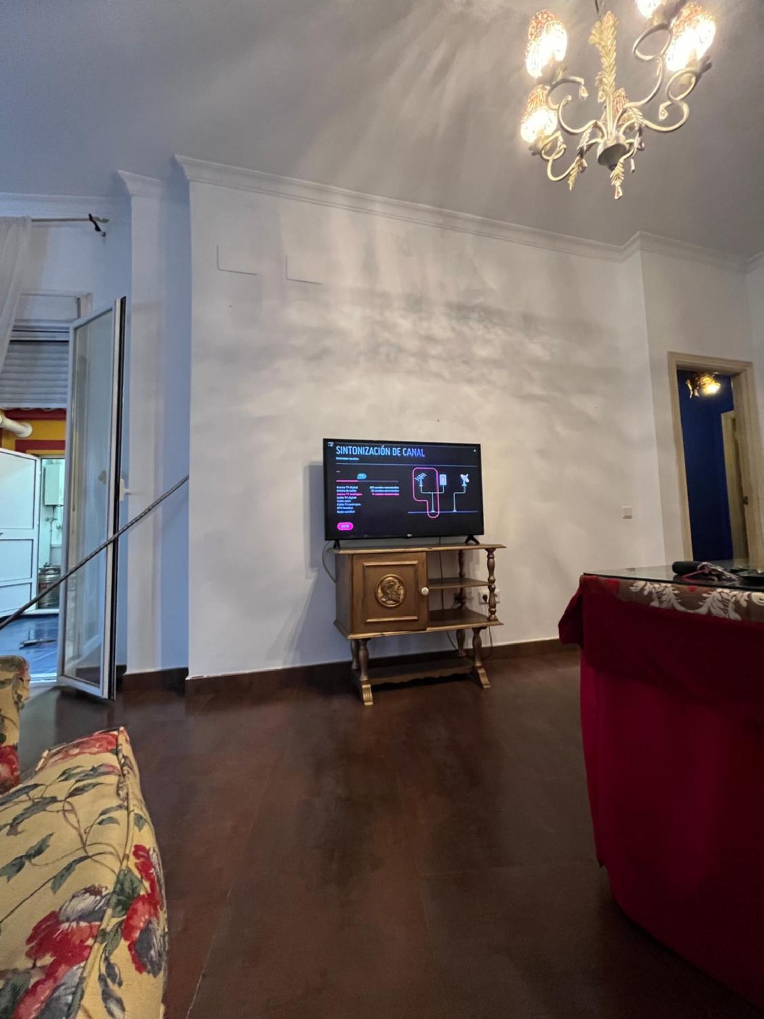 Apartamento En Pleno Centro De Marchena 3 Dormitorios 3 Banos Privados Exteriör bild