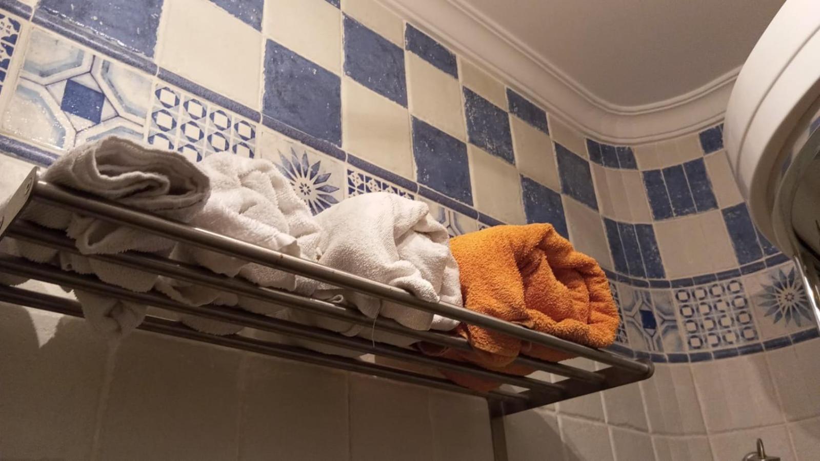 Apartamento En Pleno Centro De Marchena 3 Dormitorios 3 Banos Privados Exteriör bild