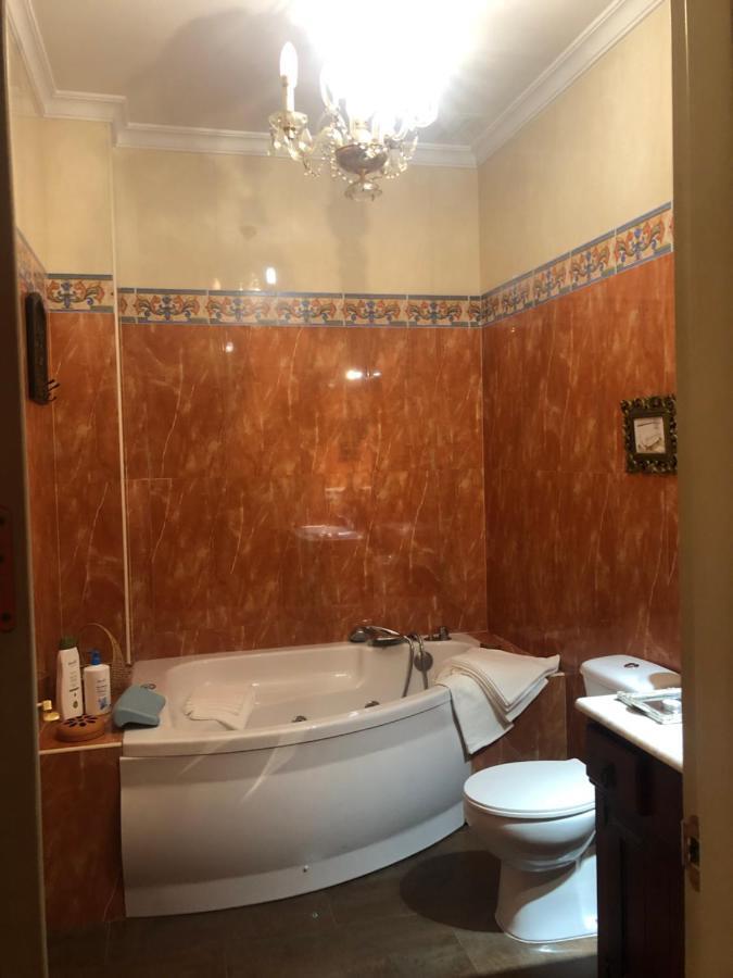 Apartamento En Pleno Centro De Marchena 3 Dormitorios 3 Banos Privados Exteriör bild